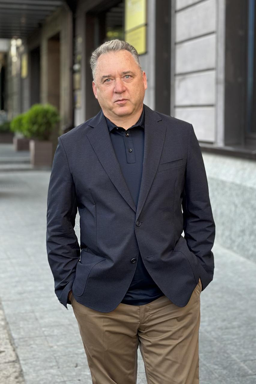 Олександр Селезньов